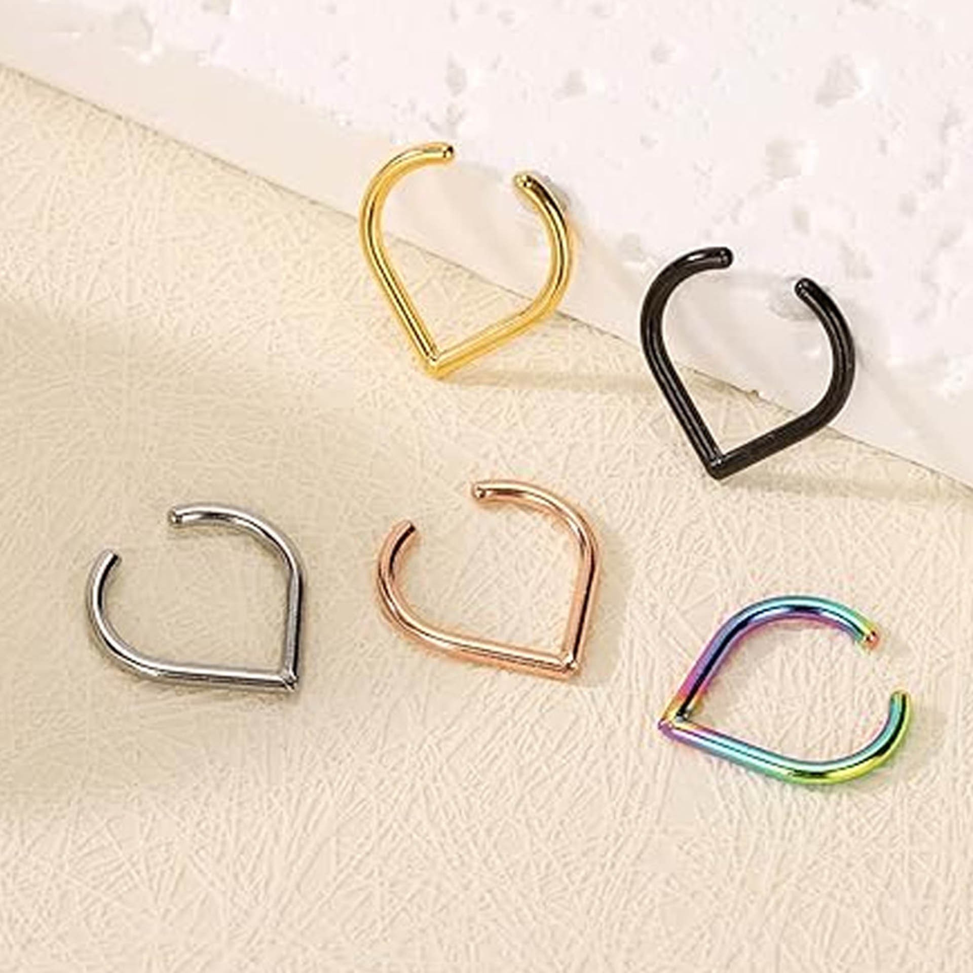 Set di 5 Anelli Finti per Naso - Body Jewelry Ear Piercing recensione e prezzo