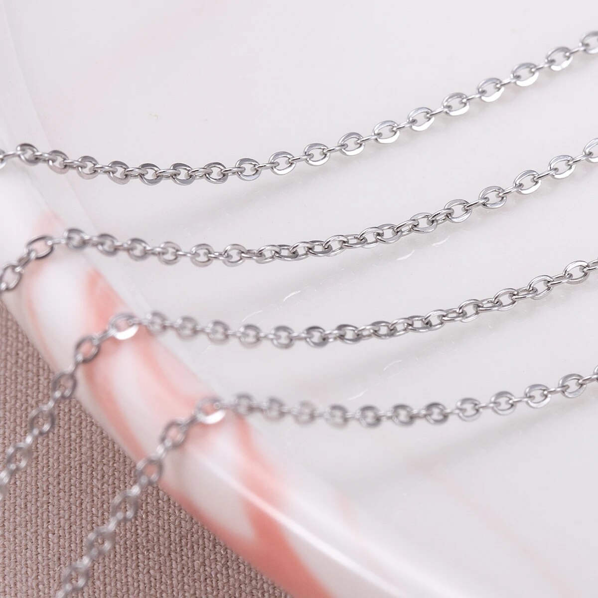 Catene sottili a forma di O in - Body Jewelry Necklace recensione e prezzo